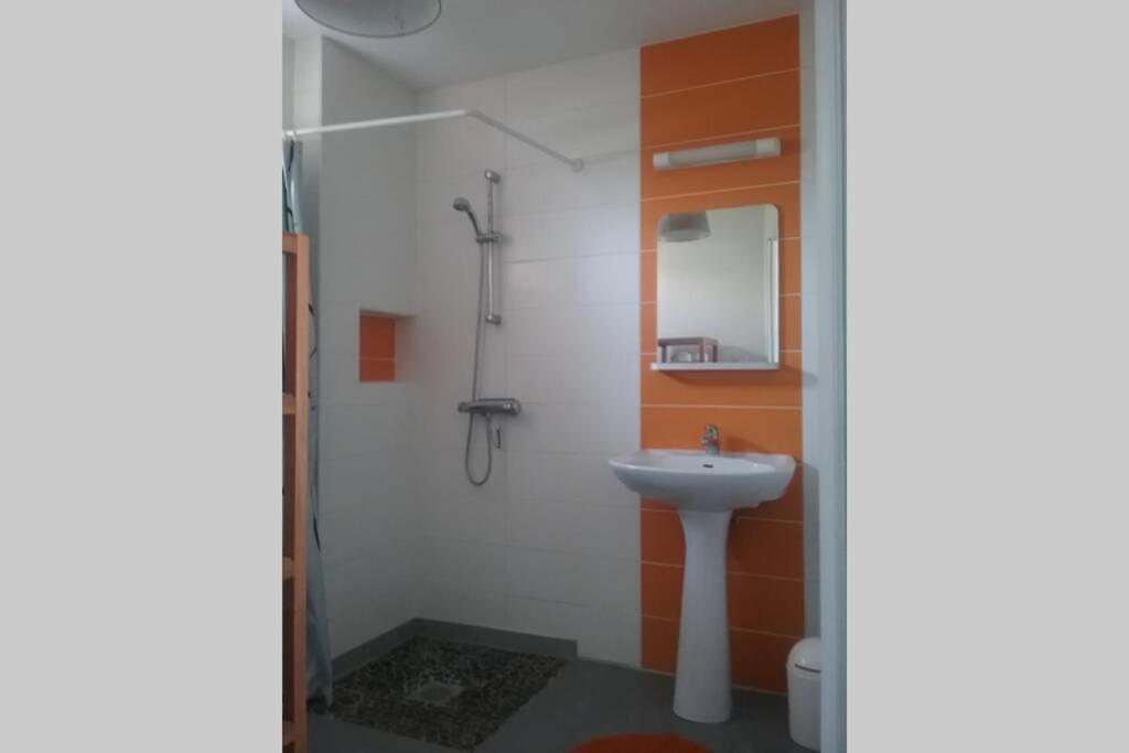Ferienwohnung Le Val Joyeux Royan Exterior foto
